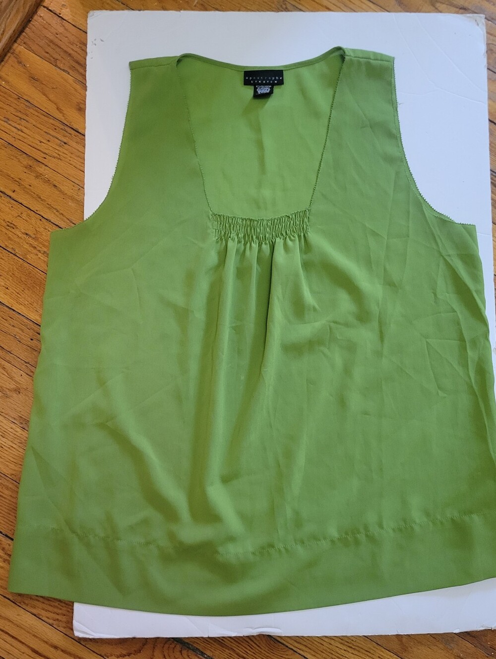 Apostrophe Lime Green Sleeveless Scoop Neck Tank EUC‎